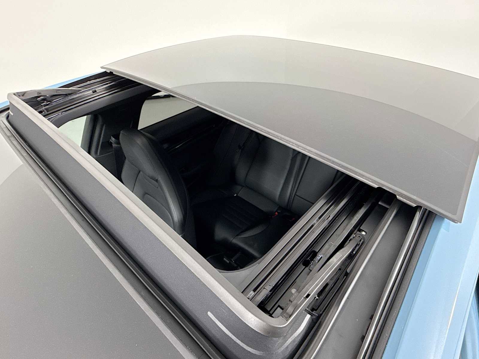 New 2026 Porsche Panamera 4 image 23