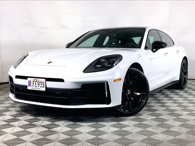 Used 2024 Porsche Panamera 4 image 1