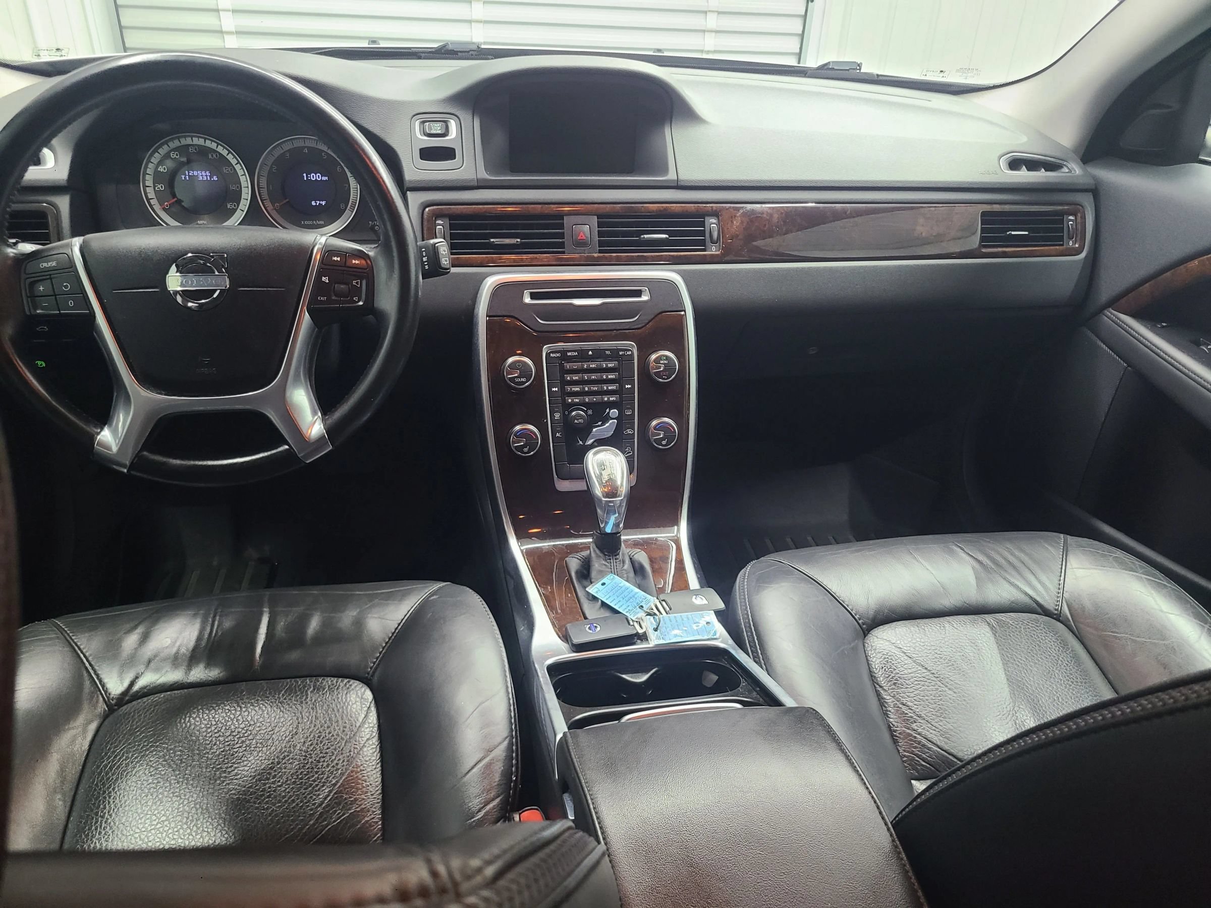 Used 2013 Volvo XC70 3.2 AWD/4WD image 2