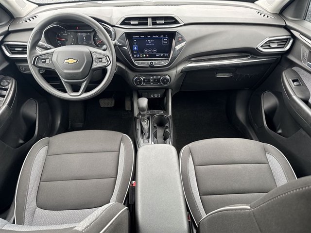 Certified 2023 Chevrolet TrailBlazer LT w/ Convenience Package FWD image 23