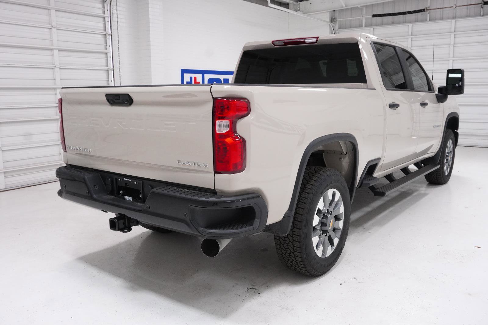 New 2026 Chevrolet Silverado 2500 Custom w/ Custom Value Package image 5