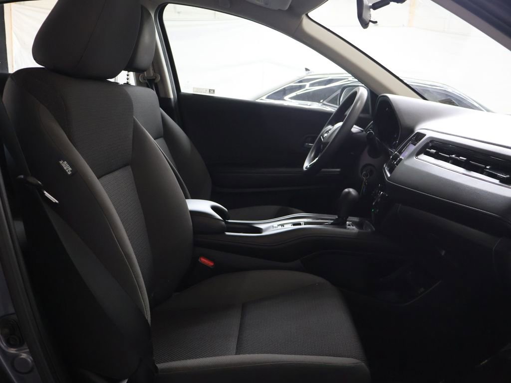 Used 2021 Honda HR-V LX image 10