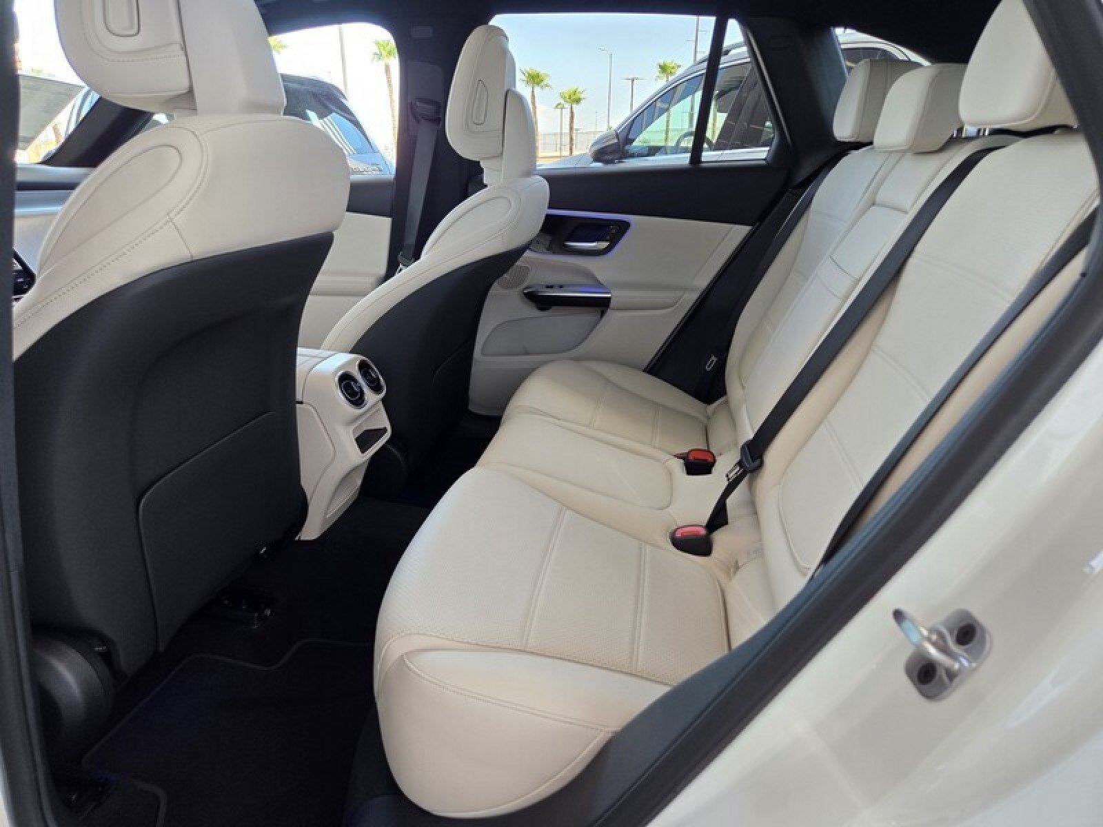 New 2026 Mercedes-Benz GLC 350e 4MATIC image 12