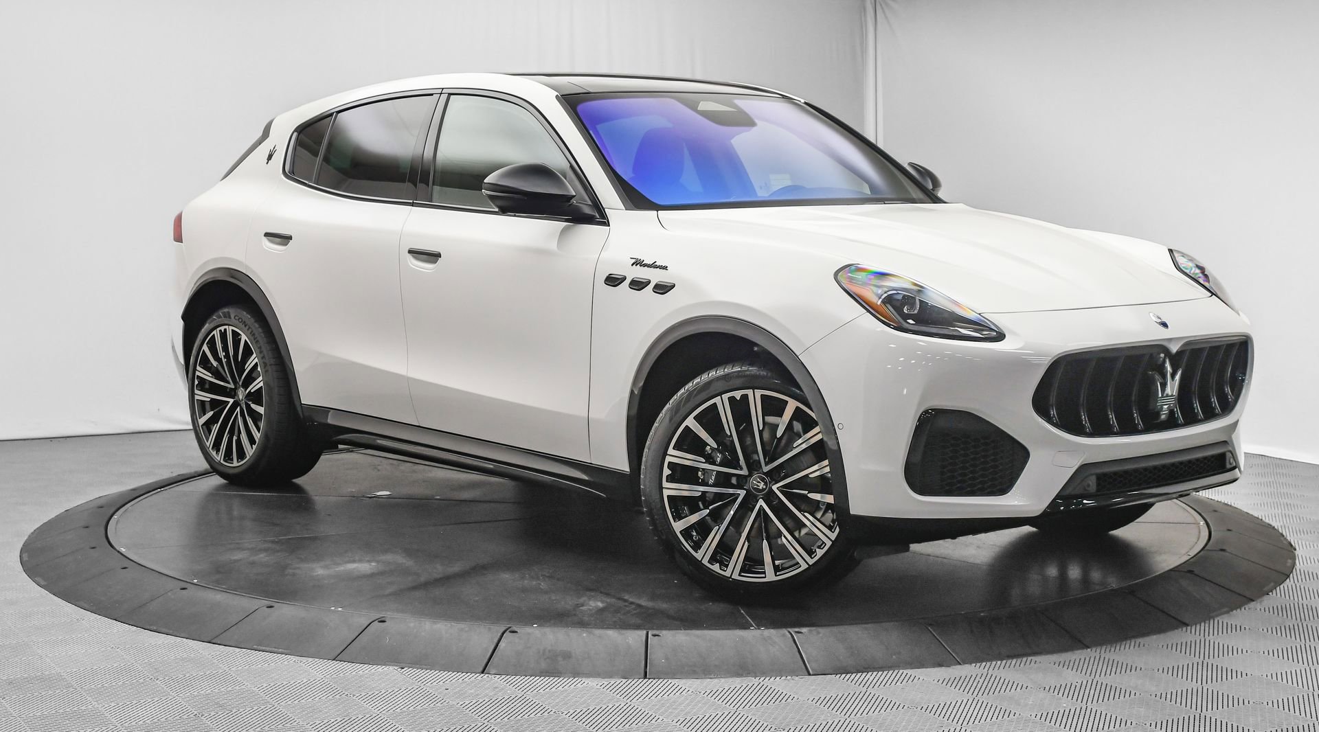 New 2025 Maserati Grecale Modena