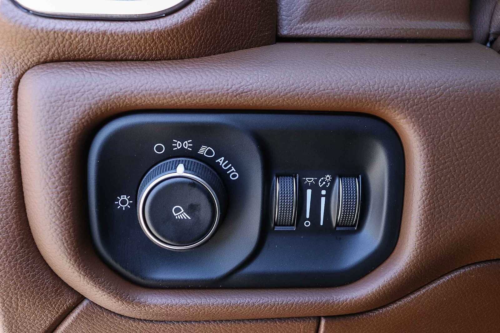 Used 2023 RAM 3500 Laramie image 24