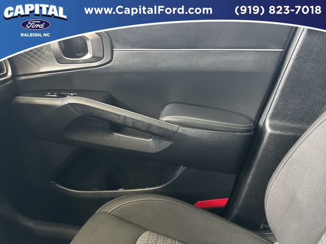 Used 2025 Kia Sorento LX FWD image 28