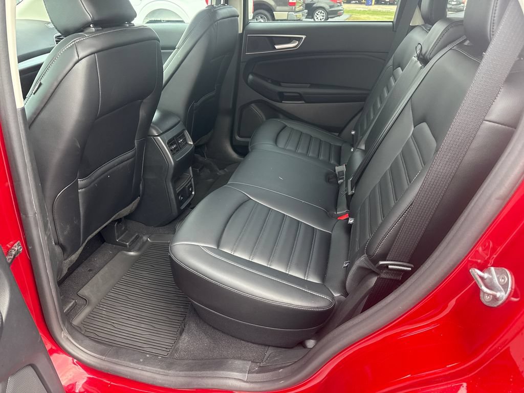 Used 2024 Ford Edge SEL w/ Convenience Package AWD/4WD image 16