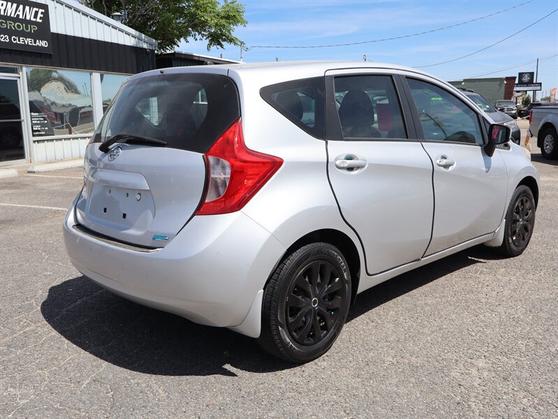 Used 2015 Nissan Versa Note S Plus FWD image 3