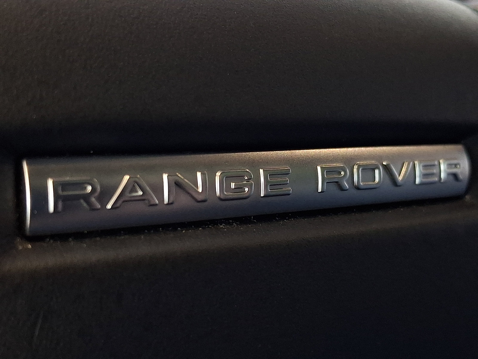Used 2023 Land Rover Range Rover Sport SE AWD/4WD image 31