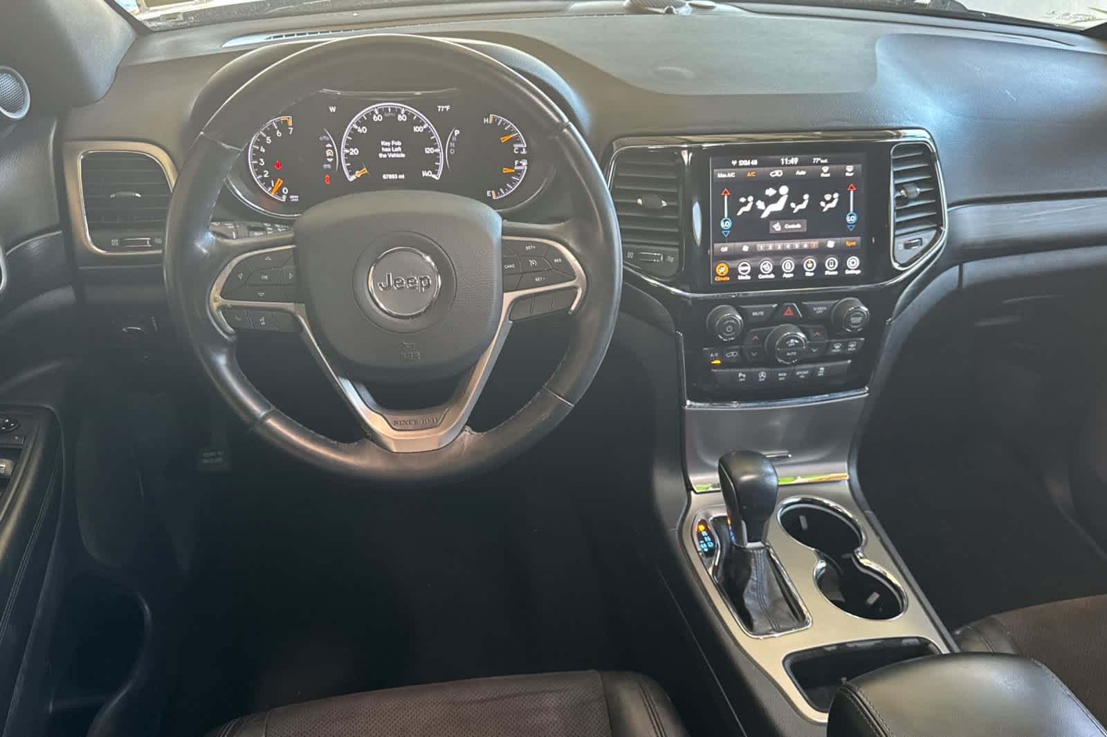 Used 2020 Jeep Grand Cherokee Laredo w/ Laredo X Package RWD image 15