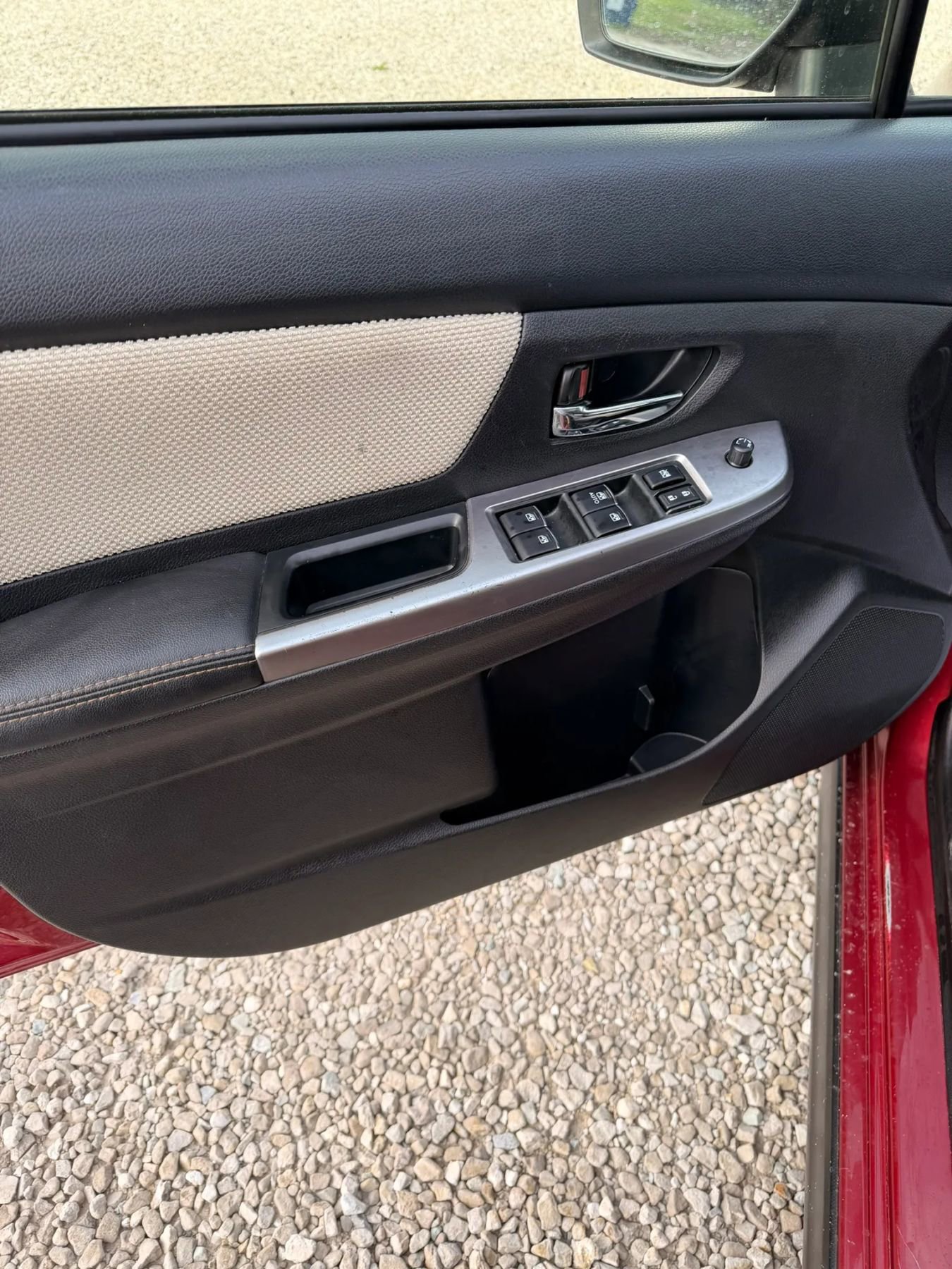 Used 2017 Subaru Crosstrek 2.0i Premium image 9