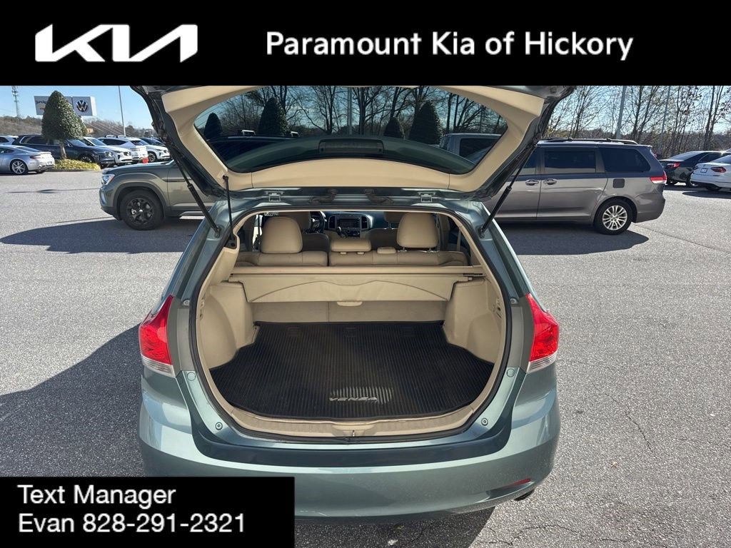 Used 2011 Toyota Venza AWD image 10