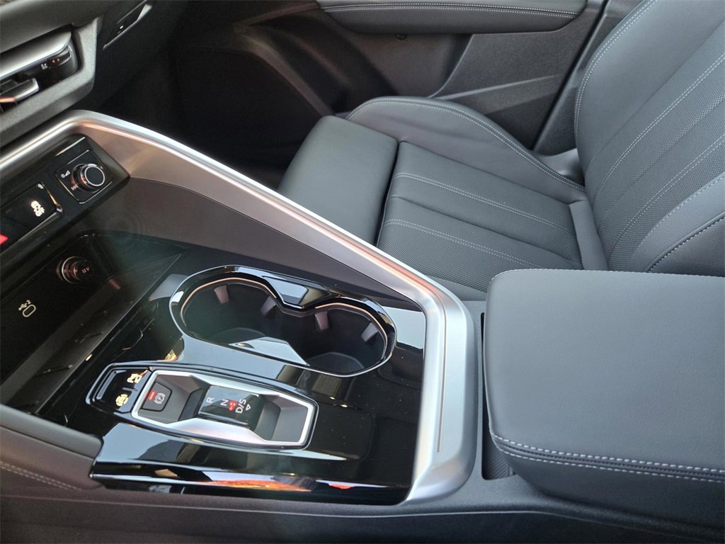 New 2025 Audi Q5 Premium Plus image 24