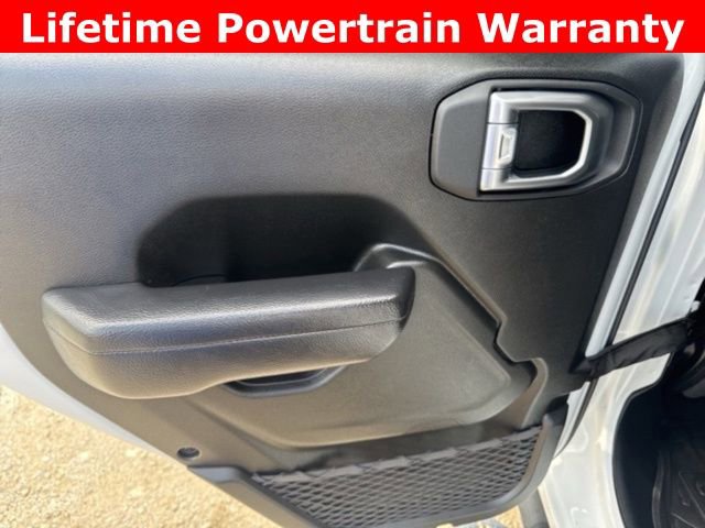 Used 2024 Jeep Gladiator Rubicon w/ Technology Group image 22