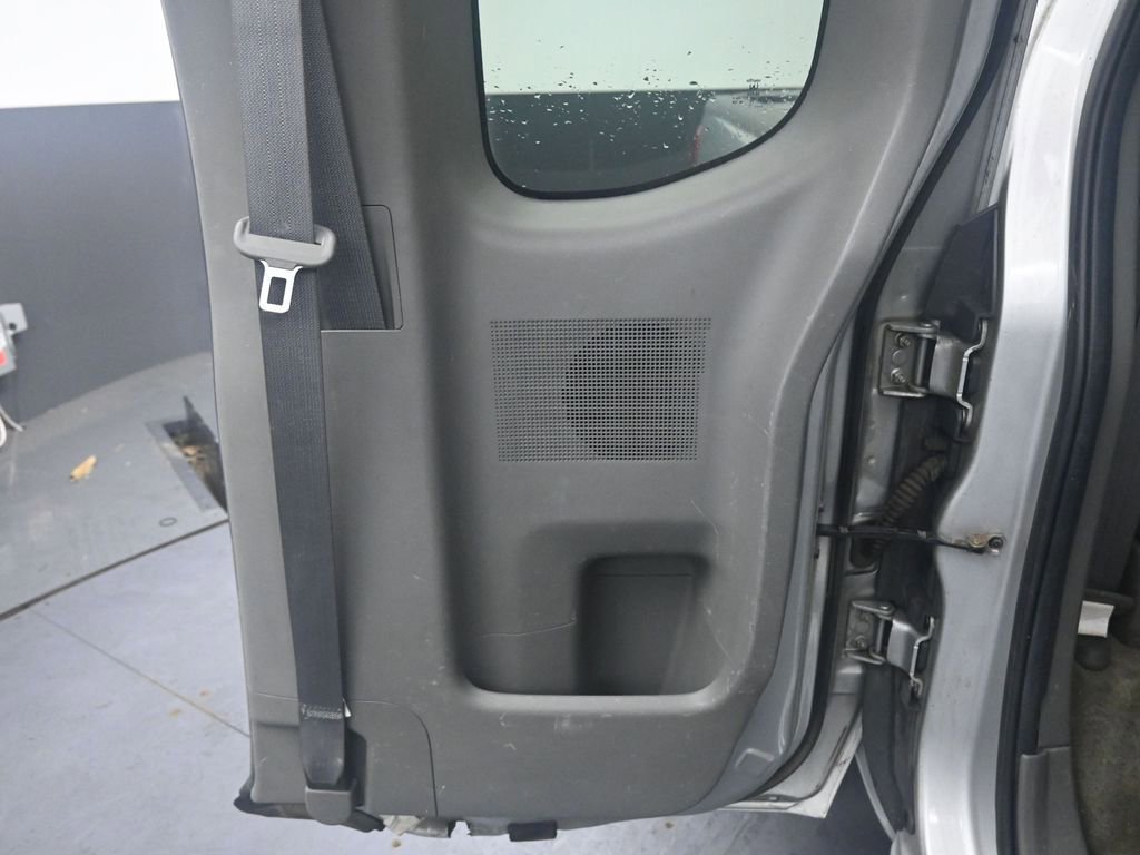 Used 2017 Nissan Frontier S image 21