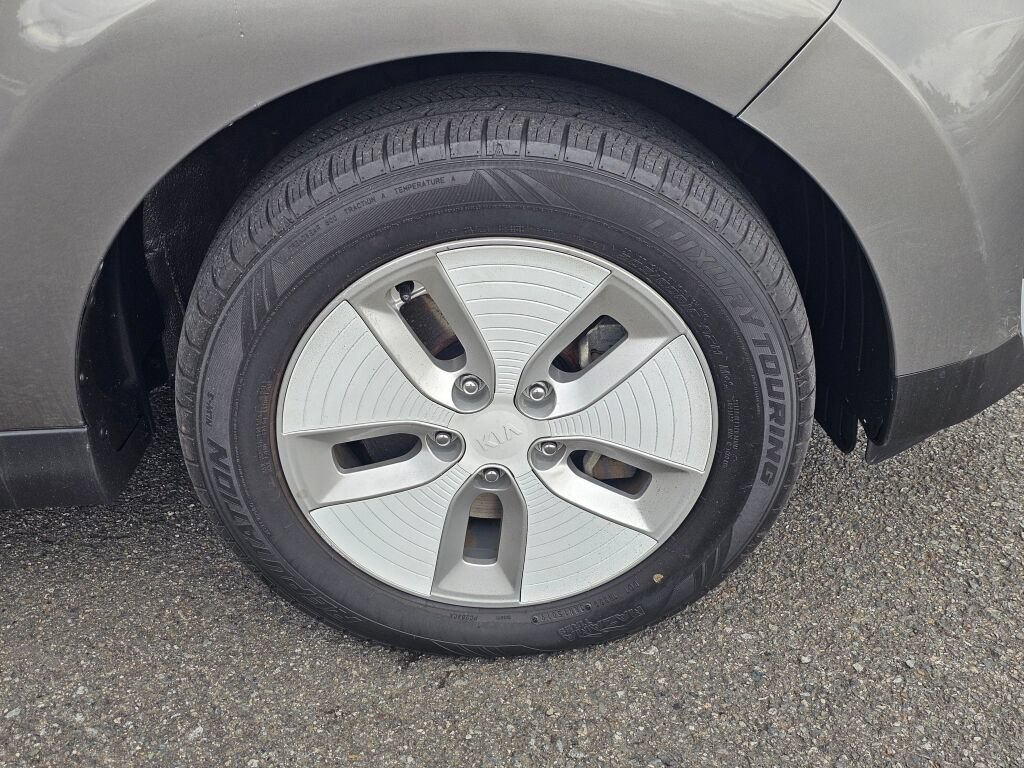 Used 2016 Kia Soul EV + w/ Paint Protection Film Package FWD image 29