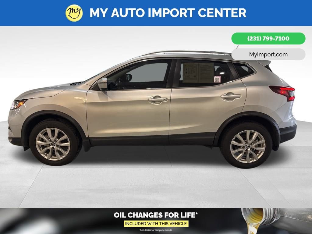Used 2022 Nissan Rogue Sport SV w/ Technology Package image 4