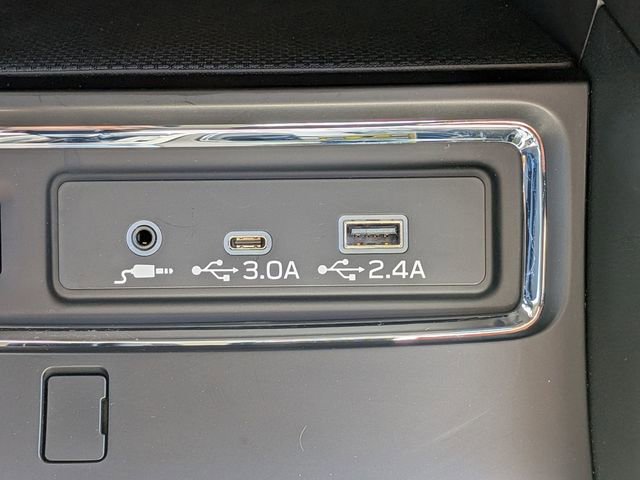 Certified 2025 Subaru Ascent Limited image 14