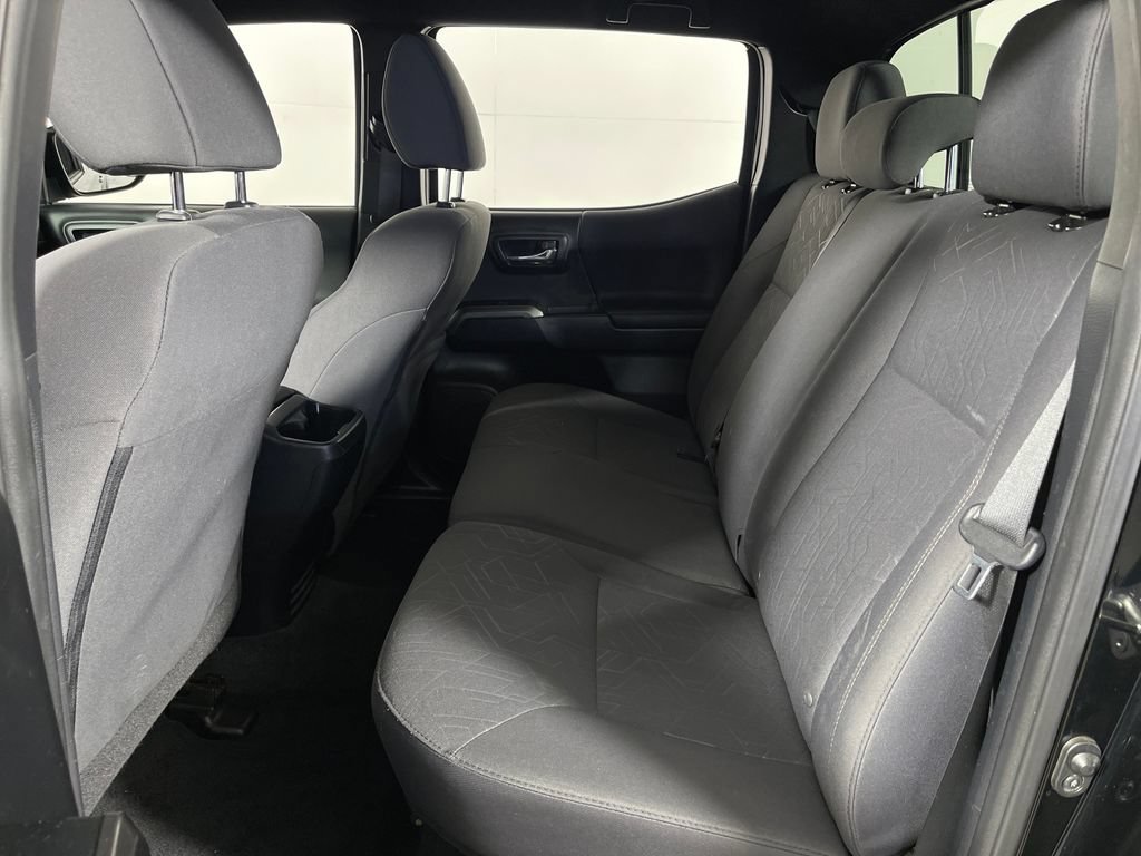 Used 2018 Toyota Tacoma TRD Sport RWD image 23