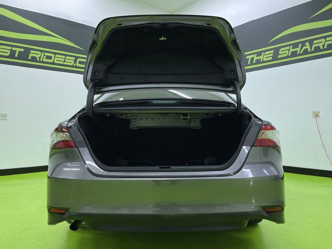 Used 2023 Toyota Camry LE image 9