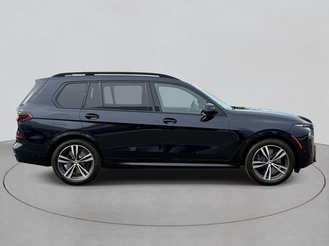 Used 2024 BMW X7 xDrive40i w/ Executive Package AWD/4WD image 4