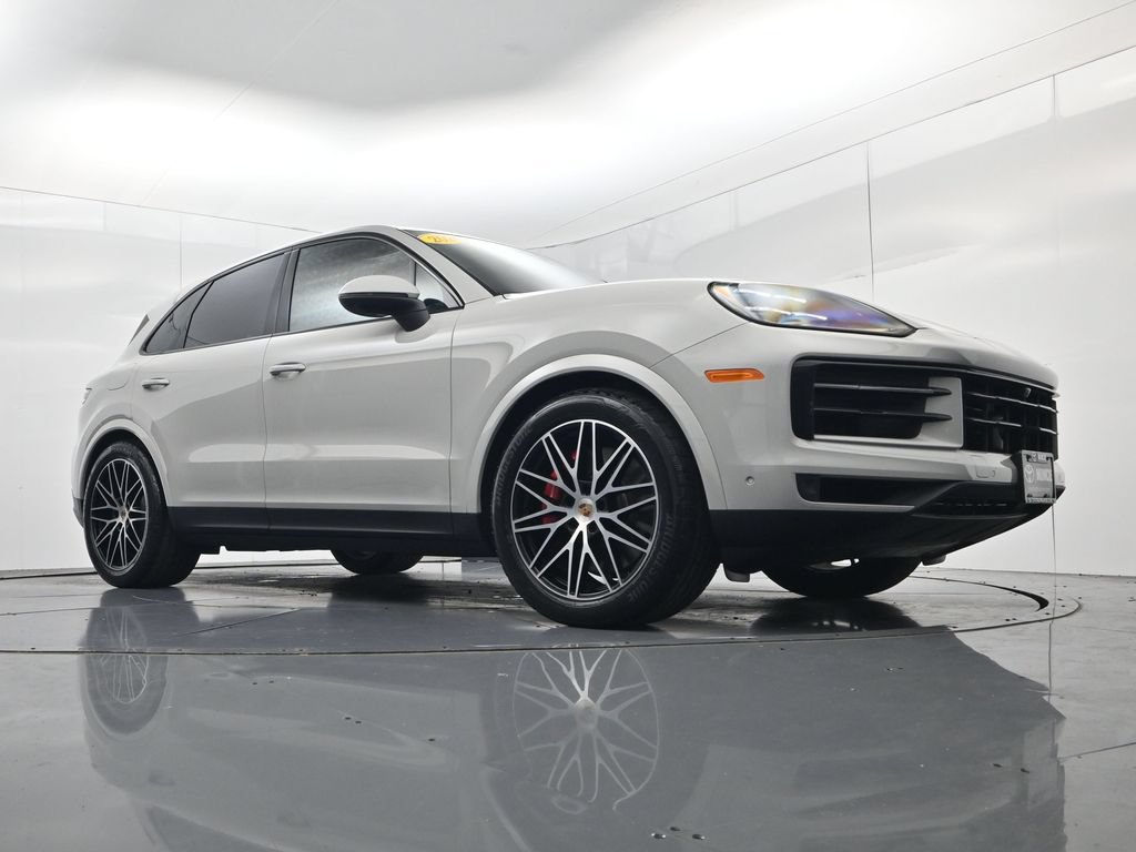 Used 2025 Porsche Cayenne S AWD/4WD image 50