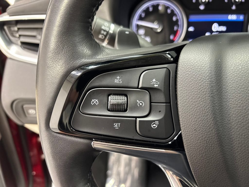 Used 2023 Buick Enclave Essence AWD/4WD image 13