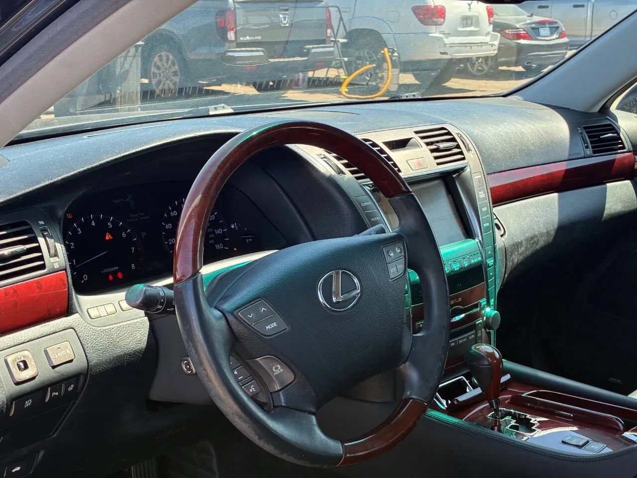 Used 2007 Lexus LS 460 RWD image 17
