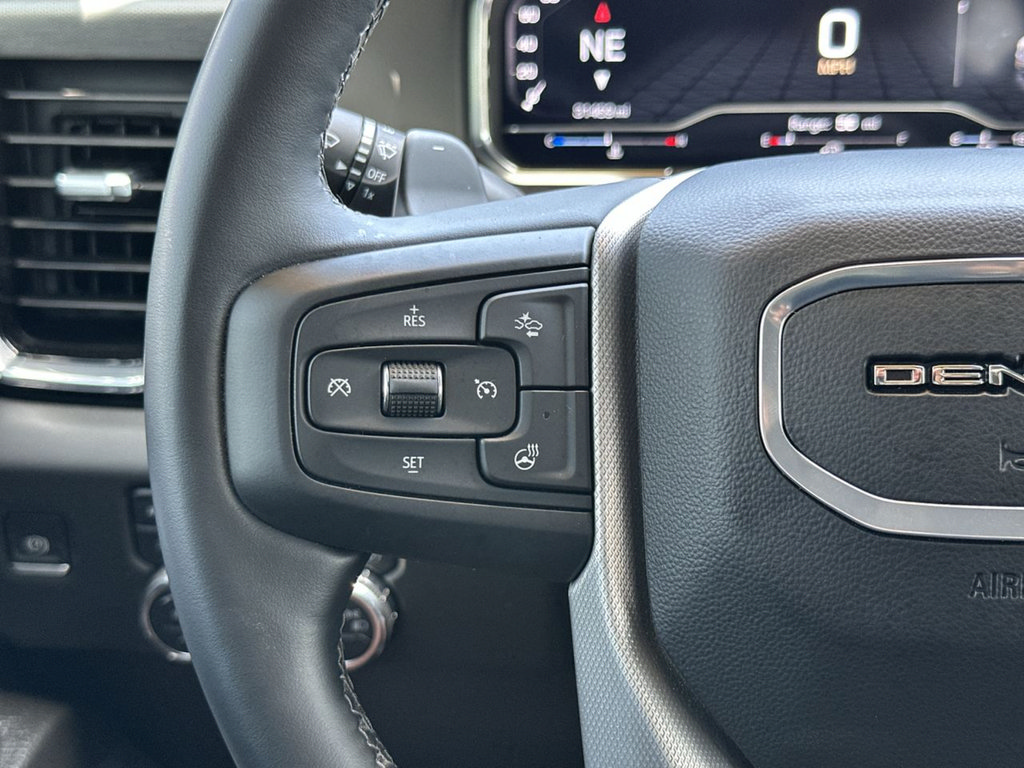Used 2024 GMC Sierra 1500 Denali AWD/4WD image 30