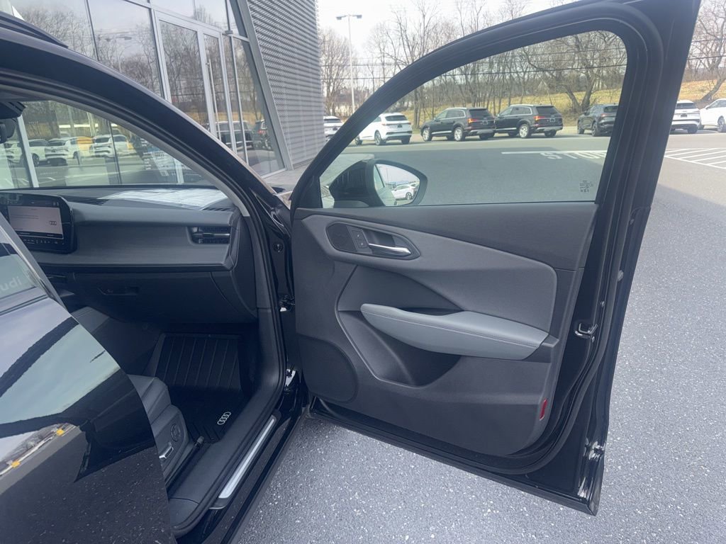 New 2026 Audi Q3 quattro 2.0T image 7