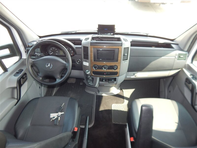 Used 2016 Mercedes-Benz Sprinter 3500 image 41