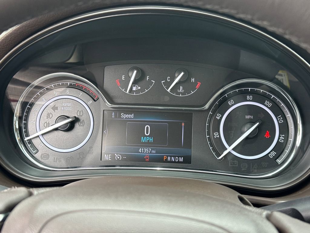 Used 2017 Buick Regal Sport Touring FWD image 21