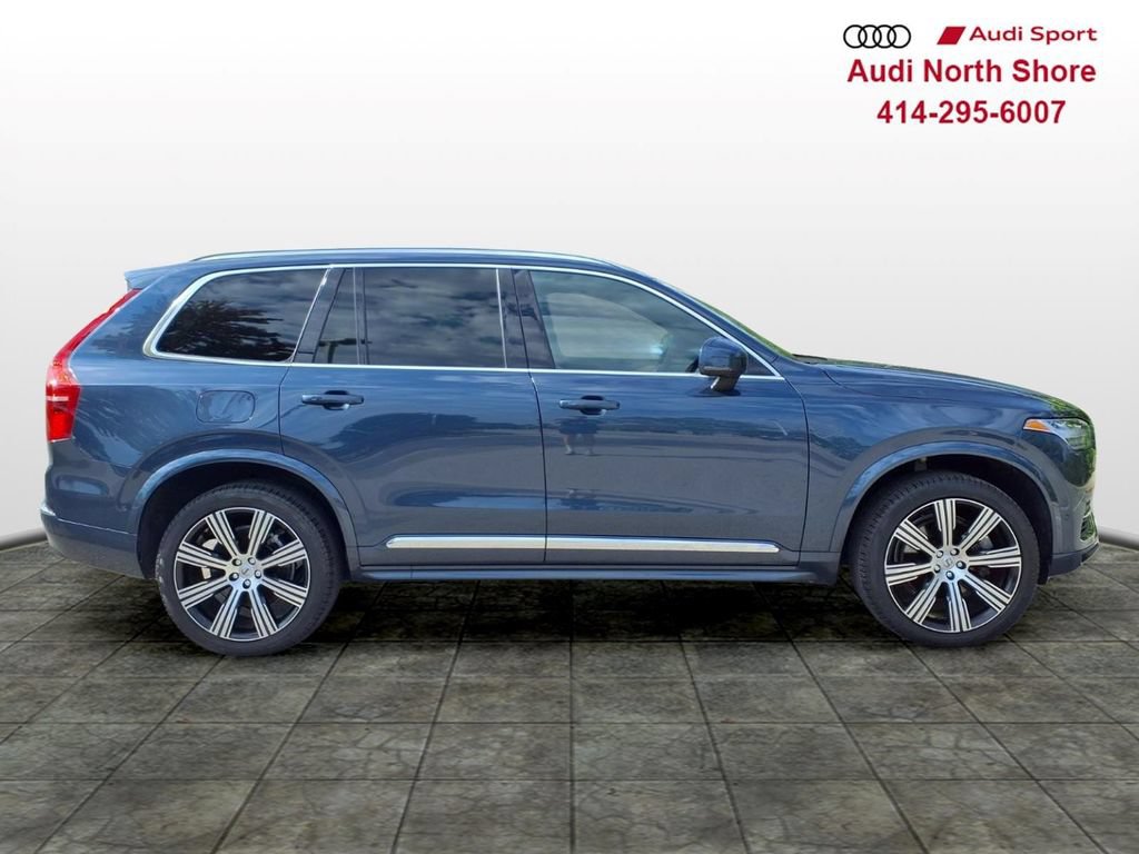Used 2024 Volvo XC90 T8 Plus w/ Protection Package Premier AWD/4WD image 3