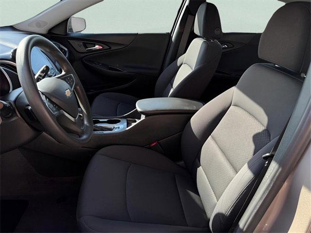Used 2023 Chevrolet Malibu LS image 12