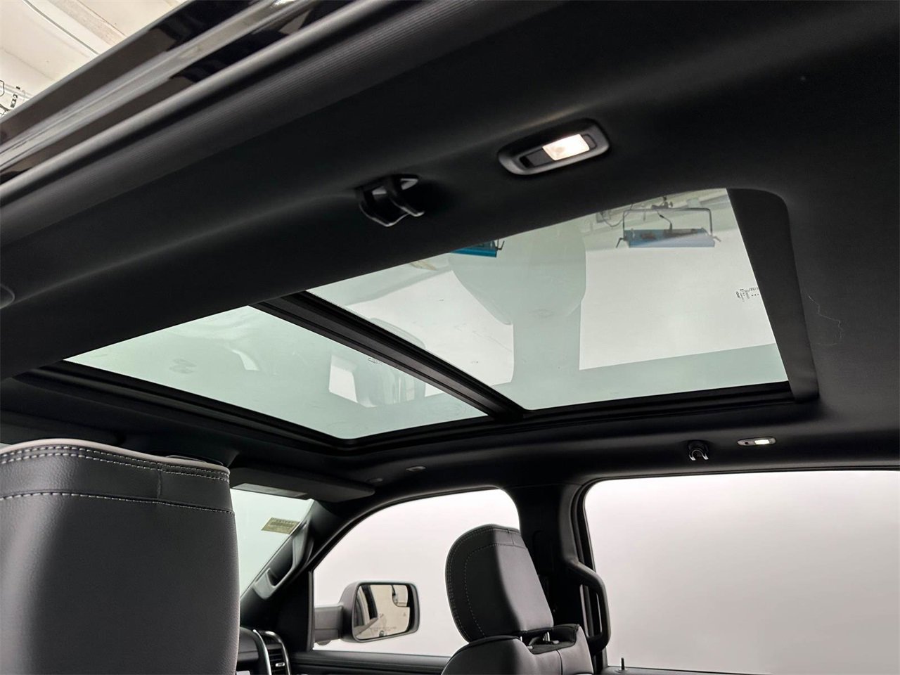 New 2026 RAM 1500 Laramie w/ Night Edition image 33