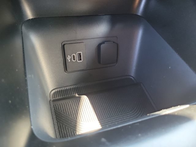 Used 2026 Ford Explorer ST-Line w/ ST-Line Street Pack RWD image 12