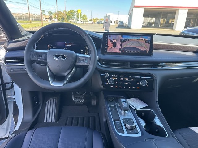 New 2026 INFINITI QX60 Luxe w/ Dark Cargo Package image 8