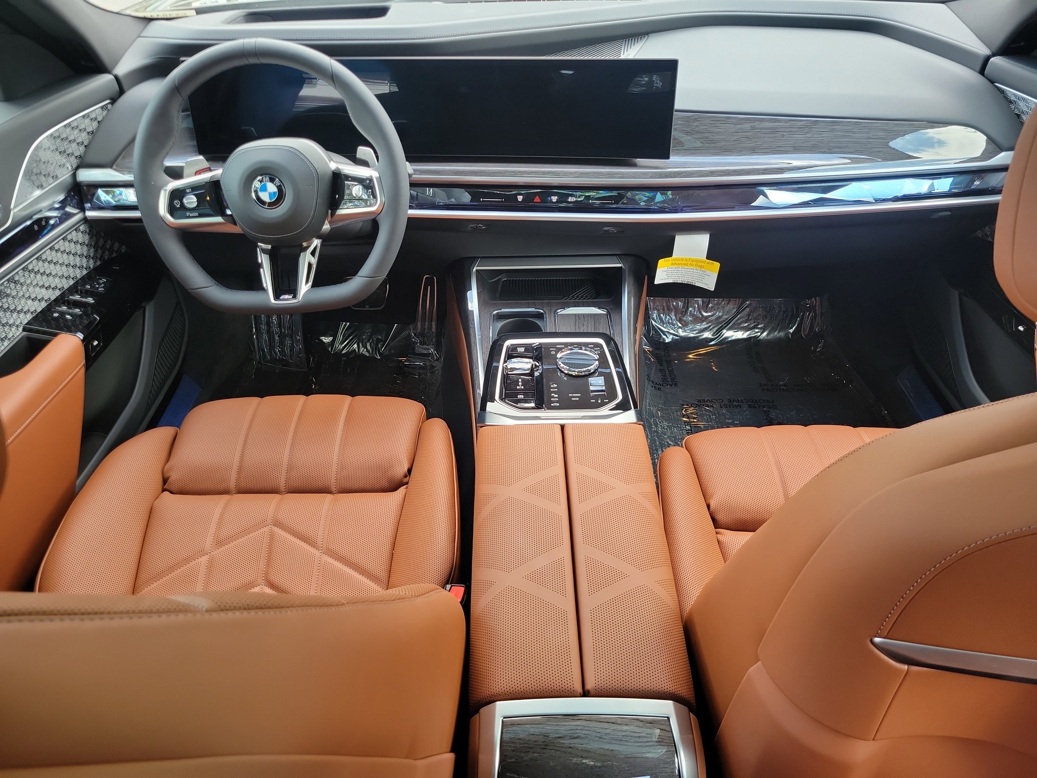 New 2026 BMW 760i xDrive w/ Executive Package AWD/4WD image 14