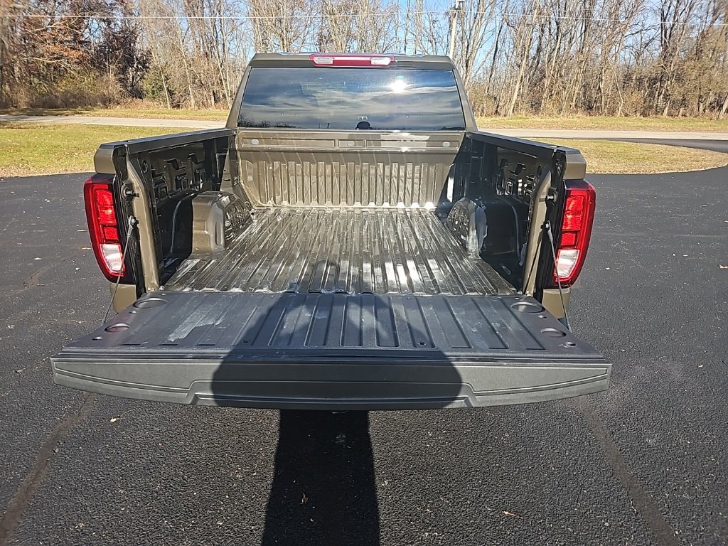 Used 2024 GMC Sierra 1500 Elevation image 14