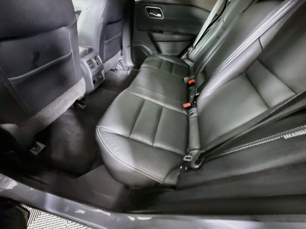 Certified 2021 Nissan Rogue SL w/ Premium Package FWD image 29