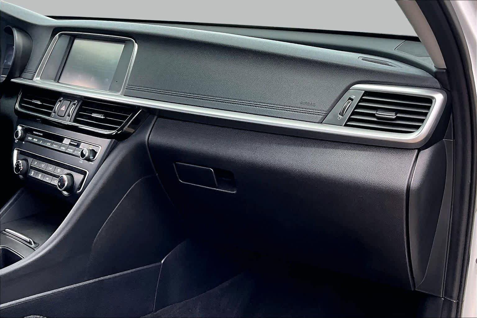 Used 2019 Kia Optima LX FWD image 18