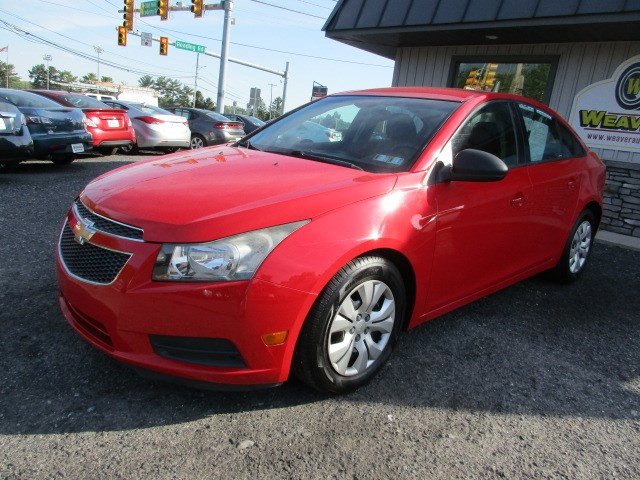 Used 2014 Chevrolet Cruze LS FWD image 4
