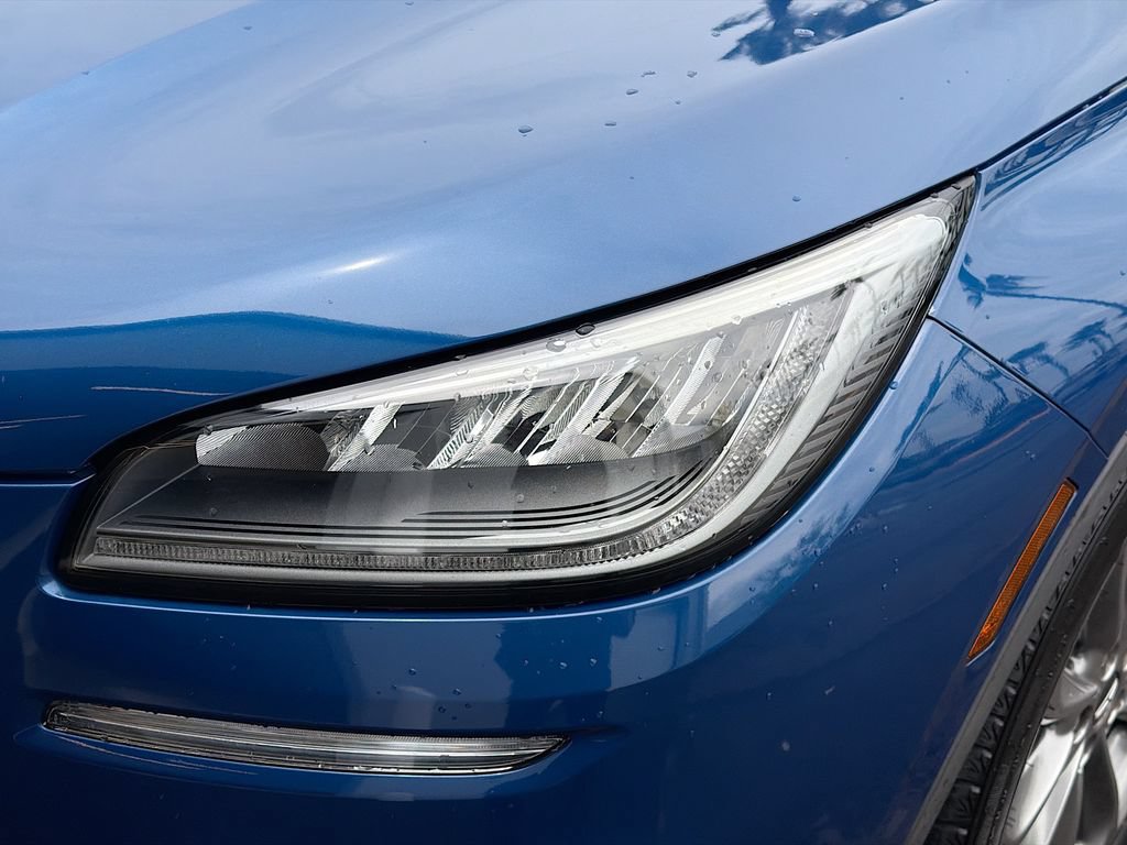 Used 2020 Lincoln Corsair AWD image 9