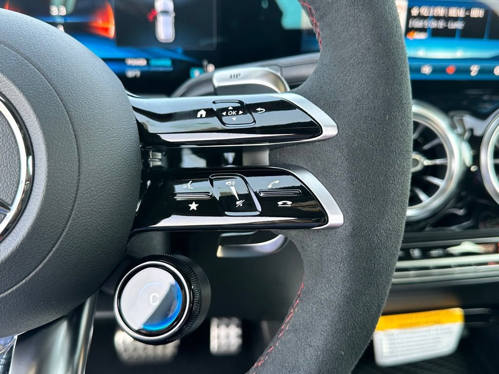 New 2025 Mercedes-Benz GLA 35 AMG 4MATIC image 19