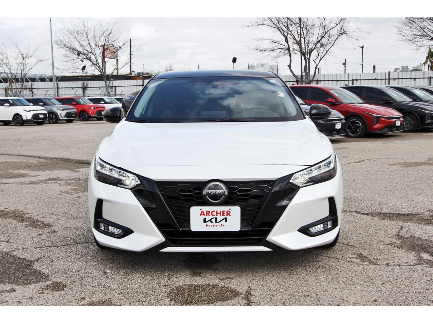 Used 2023 Nissan Sentra SR w/ Midnight Edition Package image 2