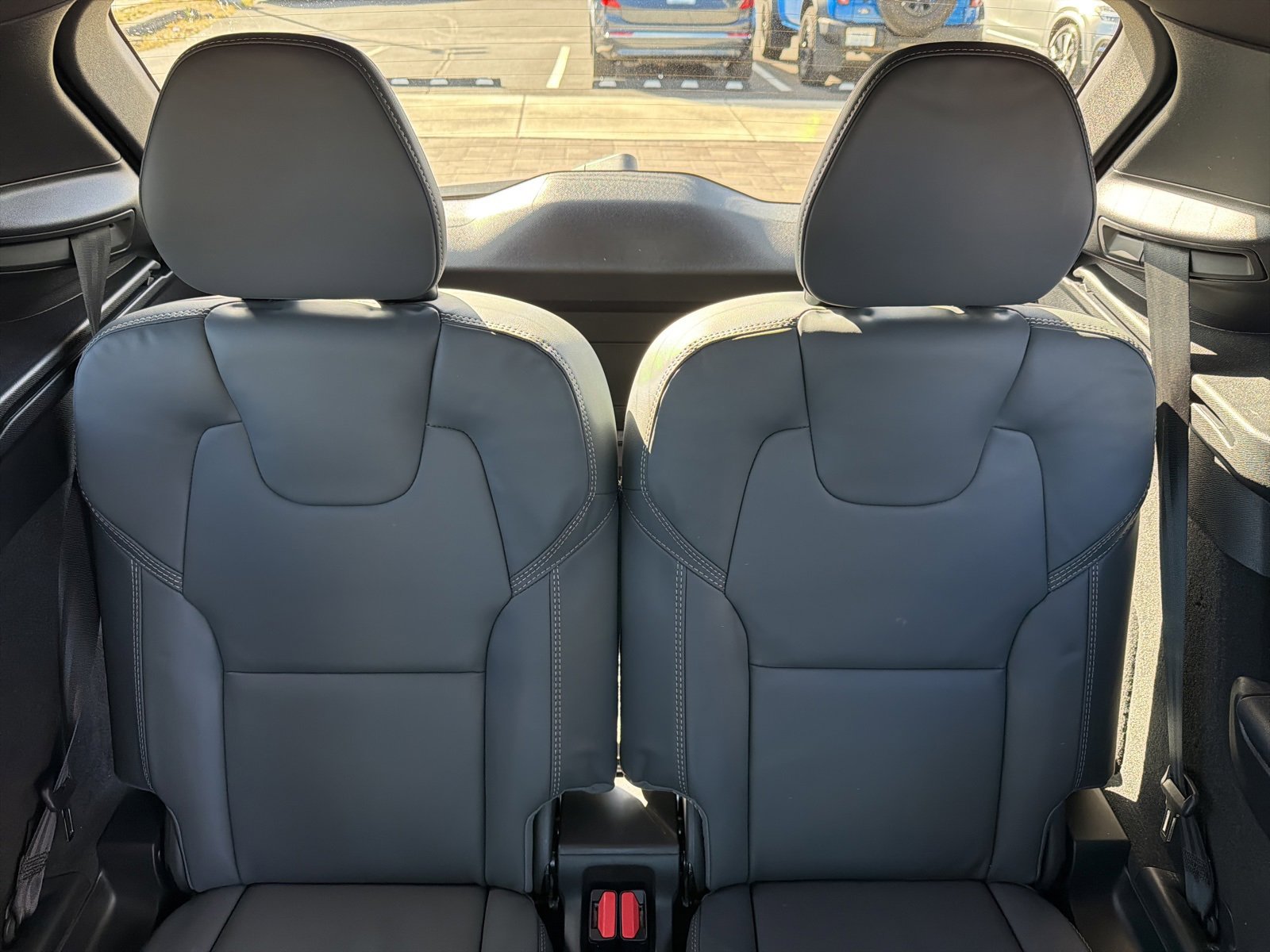 Used 2024 Volvo XC90 T8 Ultimate w/ Protection Package Premier image 28