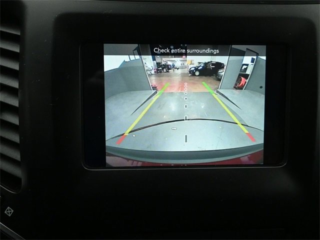 Used 2019 Jeep Cherokee Latitude w/ Cold Weather Group image 16