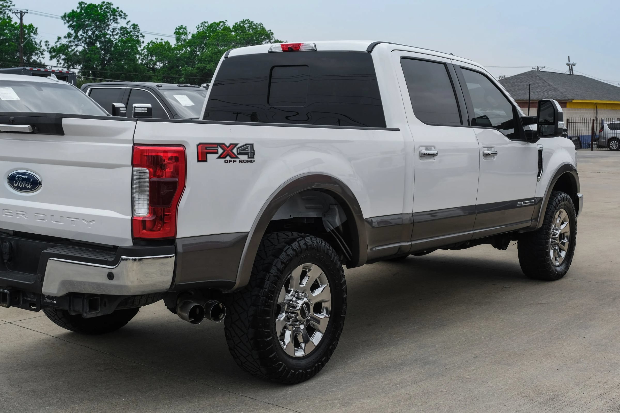 Used 2019 Ford F250 Lariat w/ Chrome Package AWD/4WD image 14