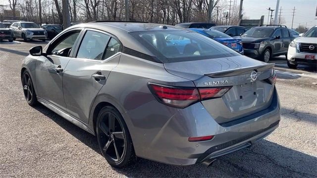 Used 2022 Nissan Sentra SR w/ SR Premium Package image 6