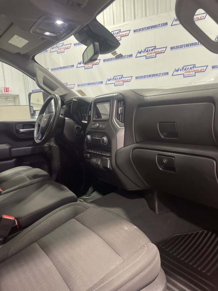 Used 2025 Chevrolet Silverado 2500 Custom w/ Custom Convenience Package image 34